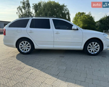 Белый Шкода Октавия, объемом двигателя 1.97 л и пробегом 320 тыс. км за 9800 $, фото 7 на Automoto.ua
