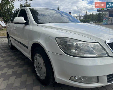 Белый Шкода Октавия, объемом двигателя 1.6 л и пробегом 270 тыс. км за 5999 $, фото 14 на Automoto.ua