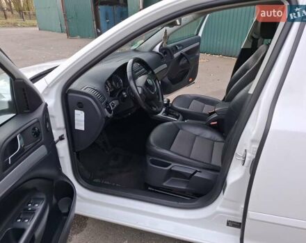 Білий Шкода Октавія, об'ємом двигуна 1.6 л та пробігом 239 тис. км за 9200 $, фото 23 на Automoto.ua