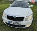 Белый Шкода Октавия, объемом двигателя 1.6 л и пробегом 285 тыс. км за 7500 $, фото 1 на Automoto.ua