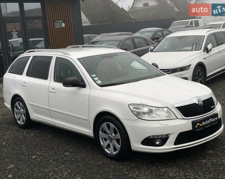 Белый Шкода Октавия, объемом двигателя 1.97 л и пробегом 369 тыс. км за 10999 $, фото 5 на Automoto.ua