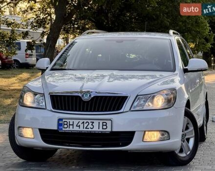 Белый Шкода Октавия, объемом двигателя 1.2 л и пробегом 167 тыс. км за 6999 $, фото 28 на Automoto.ua