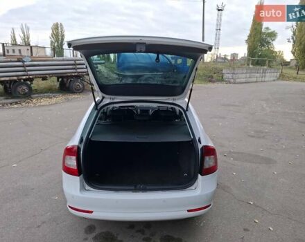 Білий Шкода Октавія, об'ємом двигуна 1.6 л та пробігом 239 тис. км за 9200 $, фото 7 на Automoto.ua