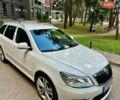 Белый Шкода Октавия, объемом двигателя 2 л и пробегом 170 тыс. км за 9500 $, фото 4 на Automoto.ua