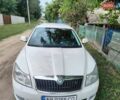 Белый Шкода Октавия, объемом двигателя 1.6 л и пробегом 327 тыс. км за 7500 $, фото 6 на Automoto.ua
