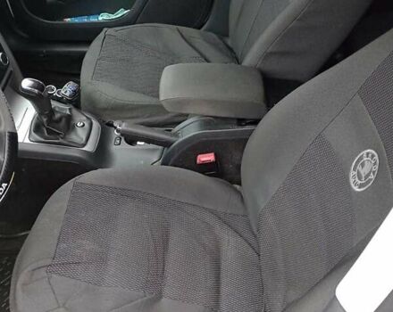 Белый Шкода Октавия, объемом двигателя 1.8 л и пробегом 254 тыс. км за 8200 $, фото 3 на Automoto.ua