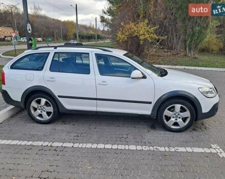 Белый Шкода Октавия, объемом двигателя 1.97 л и пробегом 264 тыс. км за 10500 $, фото 6 на Automoto.ua