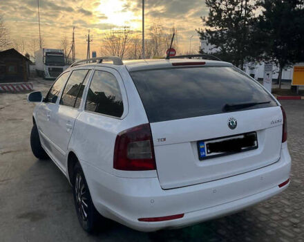 Белый Шкода Октавия, объемом двигателя 1.99 л и пробегом 292 тыс. км за 8500 $, фото 2 на Automoto.ua