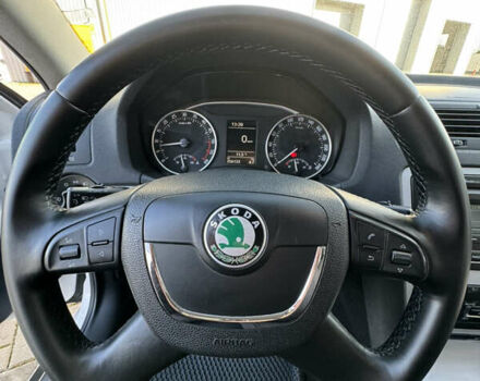 Белый Шкода Октавия, объемом двигателя 1.97 л и пробегом 256 тыс. км за 8550 $, фото 22 на Automoto.ua