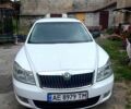 Белый Шкода Октавия, объемом двигателя 1.6 л и пробегом 345 тыс. км за 7500 $, фото 1 на Automoto.ua