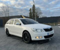 Білий Шкода Октавія, об'ємом двигуна 1.6 л та пробігом 235 тис. км за 7800 $, фото 3 на Automoto.ua