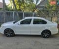 Белый Шкода Октавия, объемом двигателя 1.6 л и пробегом 260 тыс. км за 7500 $, фото 6 на Automoto.ua
