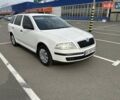 Білий Шкода Октавія, об'ємом двигуна 1.6 л та пробігом 280 тис. км за 5700 $, фото 1 на Automoto.ua