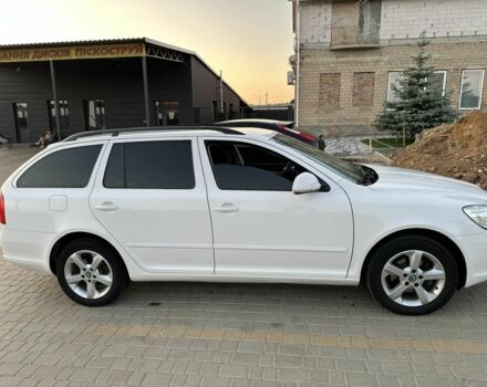 Белый Шкода Октавия, объемом двигателя 1.8 л и пробегом 252 тыс. км за 6966 $, фото 4 на Automoto.ua