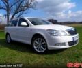 Білий Шкода Октавія, об'ємом двигуна 2 л та пробігом 272 тис. км за 11000 $, фото 8 на Automoto.ua
