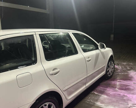 Белый Шкода Октавия, объемом двигателя 1.99 л и пробегом 413 тыс. км за 9250 $, фото 6 на Automoto.ua