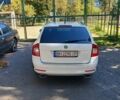 Белый Шкода Октавия, объемом двигателя 1.8 л и пробегом 130 тыс. км за 8000 $, фото 2 на Automoto.ua