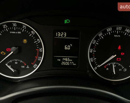 Белый Шкода Октавия, объемом двигателя 1.6 л и пробегом 260 тыс. км за 8800 $, фото 10 на Automoto.ua