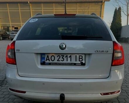 Белый Шкода Октавия, объемом двигателя 1.6 л и пробегом 280 тыс. км за 8150 $, фото 5 на Automoto.ua
