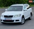 Белый Шкода Октавия, объемом двигателя 1.6 л и пробегом 271 тыс. км за 5600 $, фото 1 на Automoto.ua
