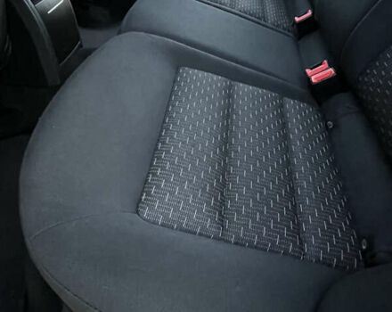 Білий Шкода Октавія, об'ємом двигуна 1.6 л та пробігом 257 тис. км за 7999 $, фото 30 на Automoto.ua