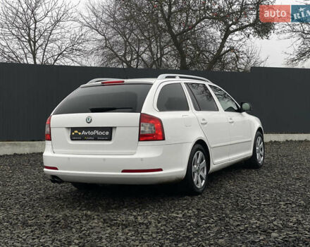 Белый Шкода Октавия, объемом двигателя 1.97 л и пробегом 369 тыс. км за 10999 $, фото 43 на Automoto.ua