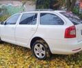 Шкода Октавия 2012 в Виннице на Automoto.ua Белый Шкода Октавия, объемом двигателя 1.6 л и пробегом 246 тыс. км за 7700 $, фото 3 на Automoto.ua