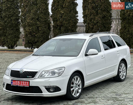 Белый Шкода Октавия, объемом двигателя 2 л и пробегом 237 тыс. км за 10999 $, фото 95 на Automoto.ua