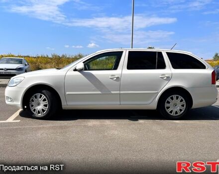 Білий Шкода Октавія, об'ємом двигуна 1.6 л та пробігом 223 тис. км за 7500 $, фото 1 на Automoto.ua