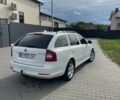 Белый Шкода Октавия, объемом двигателя 1.6 л и пробегом 371 тыс. км за 8000 $, фото 4 на Automoto.ua