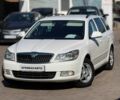 Білий Шкода Октавія, об'ємом двигуна 1.6 л та пробігом 211 тис. км за 8507 $, фото 3 на Automoto.ua