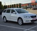 Белый Шкода Октавия, объемом двигателя 2 л и пробегом 239 тыс. км за 10499 $, фото 1 на Automoto.ua