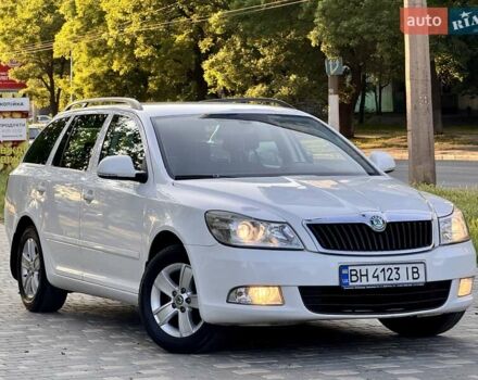 Белый Шкода Октавия, объемом двигателя 1.2 л и пробегом 167 тыс. км за 6999 $, фото 19 на Automoto.ua