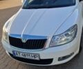 Білий Шкода Октавія, об'ємом двигуна 2 л та пробігом 280 тис. км за 8000 $, фото 1 на Automoto.ua