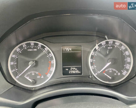 Белый Шкода Октавия, объемом двигателя 1.6 л и пробегом 239 тыс. км за 8650 $, фото 15 на Automoto.ua