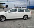 Белый Шкода Октавия, объемом двигателя 1.6 л и пробегом 300 тыс. км за 6029 $, фото 3 на Automoto.ua