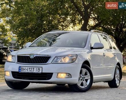 Белый Шкода Октавия, объемом двигателя 1.2 л и пробегом 167 тыс. км за 6999 $, фото 33 на Automoto.ua