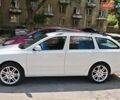 Белый Шкода Октавия, объемом двигателя 1.6 л и пробегом 253 тыс. км за 8400 $, фото 1 на Automoto.ua