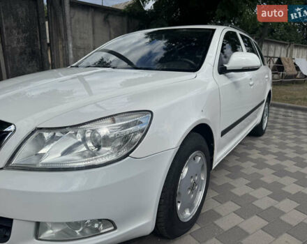 Белый Шкода Октавия, объемом двигателя 1.6 л и пробегом 270 тыс. км за 5999 $, фото 15 на Automoto.ua