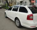 Белый Шкода Октавия, объемом двигателя 1.6 л и пробегом 253 тыс. км за 8600 $, фото 4 на Automoto.ua