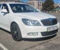 Белый Шкода Октавия, объемом двигателя 1.6 л и пробегом 290 тыс. км за 7500 $, фото 2 на Automoto.ua