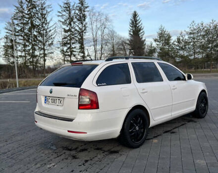Білий Шкода Октавія, об'ємом двигуна 1.6 л та пробігом 235 тис. км за 7800 $, фото 7 на Automoto.ua