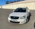 Белый Шкода Октавия, объемом двигателя 1.6 л и пробегом 262 тыс. км за 7800 $, фото 1 на Automoto.ua