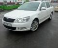 Білий Шкода Октавія, об'ємом двигуна 1.8 л та пробігом 209 тис. км за 8100 $, фото 1 на Automoto.ua