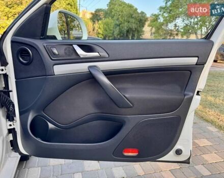 Белый Шкода Октавия, объемом двигателя 1.2 л и пробегом 167 тыс. км за 6999 $, фото 41 на Automoto.ua