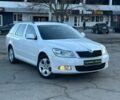 Белый Шкода Октавия, объемом двигателя 1.6 л и пробегом 214 тыс. км за 7900 $, фото 1 на Automoto.ua