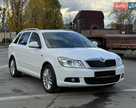 Белый Шкода Октавия, объемом двигателя 1.97 л и пробегом 281 тыс. км за 11800 $, фото 2 на Automoto.ua