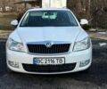 Белый Шкода Октавия, объемом двигателя 1.6 л и пробегом 237 тыс. км за 8700 $, фото 1 на Automoto.ua