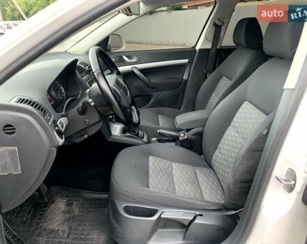Белый Шкода Октавия, объемом двигателя 1.2 л и пробегом 188 тыс. км за 7100 $, фото 12 на Automoto.ua