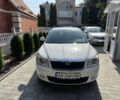 Белый Шкода Октавия, объемом двигателя 1.8 л и пробегом 220 тыс. км за 10000 $, фото 1 на Automoto.ua